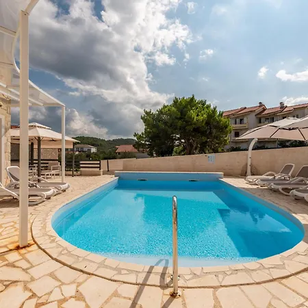 5 Unique Luxury Feriatum Lissa By Interhome Villa