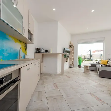 Villa 5 Unique Luxury Feriatum Lissa By Interhome