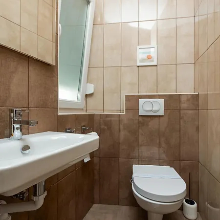 5 Unique Luxury Feriatum Lissa By Interhome * Ždrelac